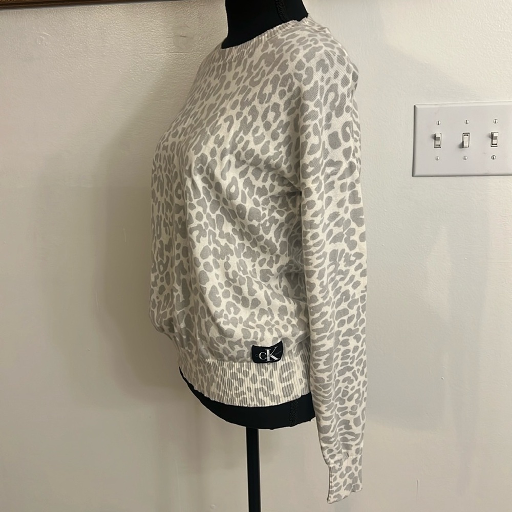 Calvin Klein Jeans Cotton Animal Print Sweater, Sz. M. - Picture 5 of 9